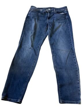 White House Black Market Women’s Blue jeans size 8s